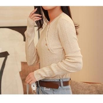 Women's Slanted Placket Crewneck Sweater - Maple