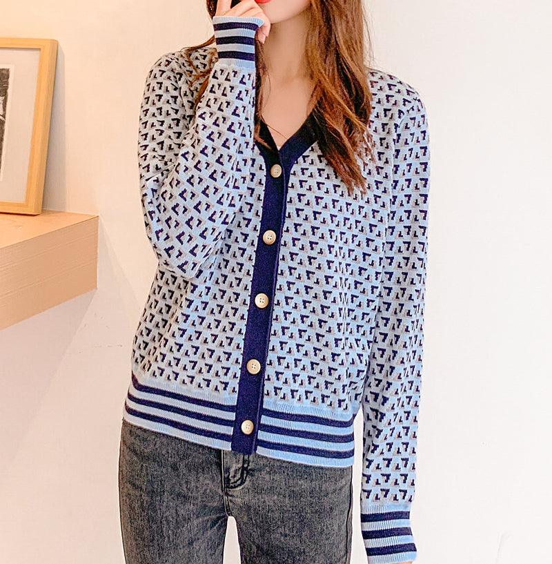 Women s Blue Cardigan with Arrow Pattern